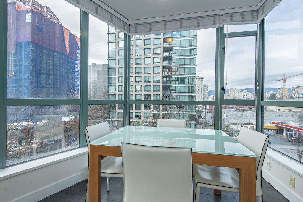 Luxury 3 Bed Private Apartment In Central Downtown Vancouver Zewnętrze zdjęcie